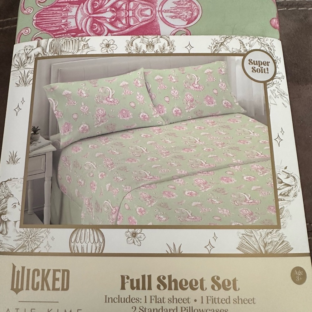 New wicked sheet set